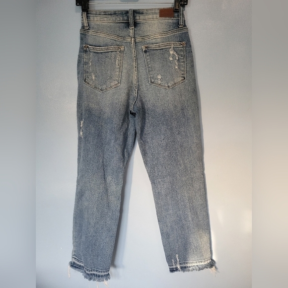 Judy Blue Straight Fit Distressed Jeans Size 25 in Blue - Picture 2 of 13